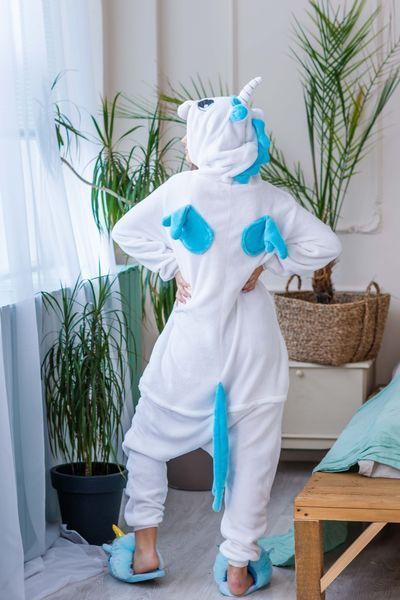 Пижама Кигуруми взрослая BearWear Единорог с крылышками бело-голубой, K1W1-0018